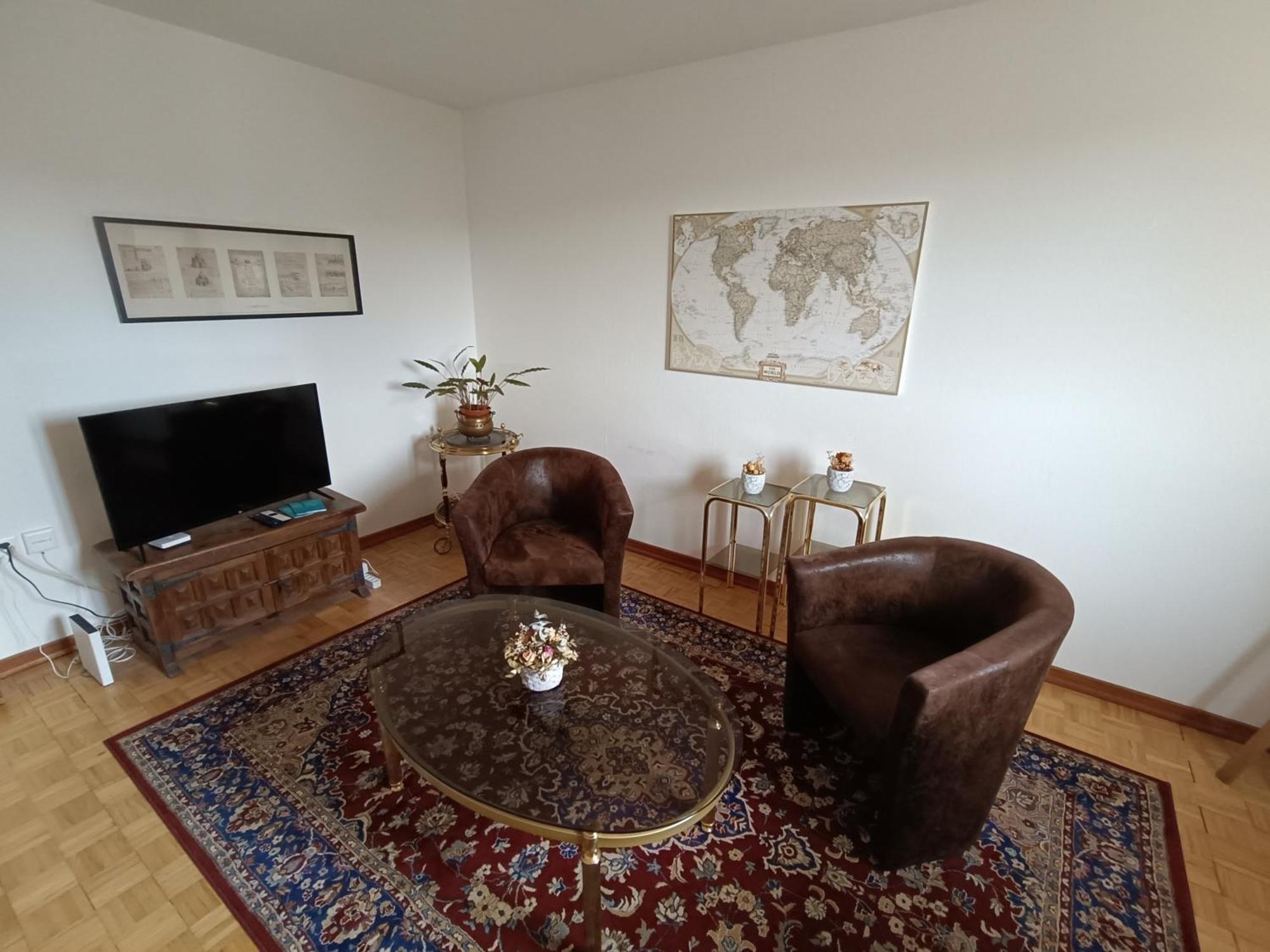 Helvetia 2 Zimmer Apartment Mit Parkplatz Цюрих Екстер'єр фото
